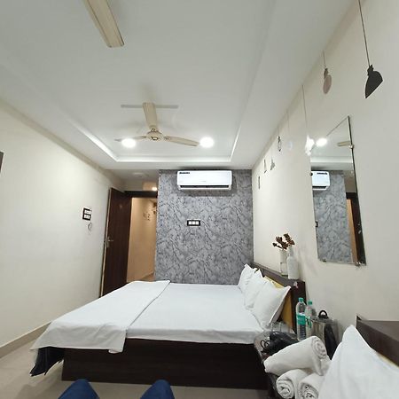 Treebo Yatri Grah Kshipra T Hotel Ujjain Exterior foto